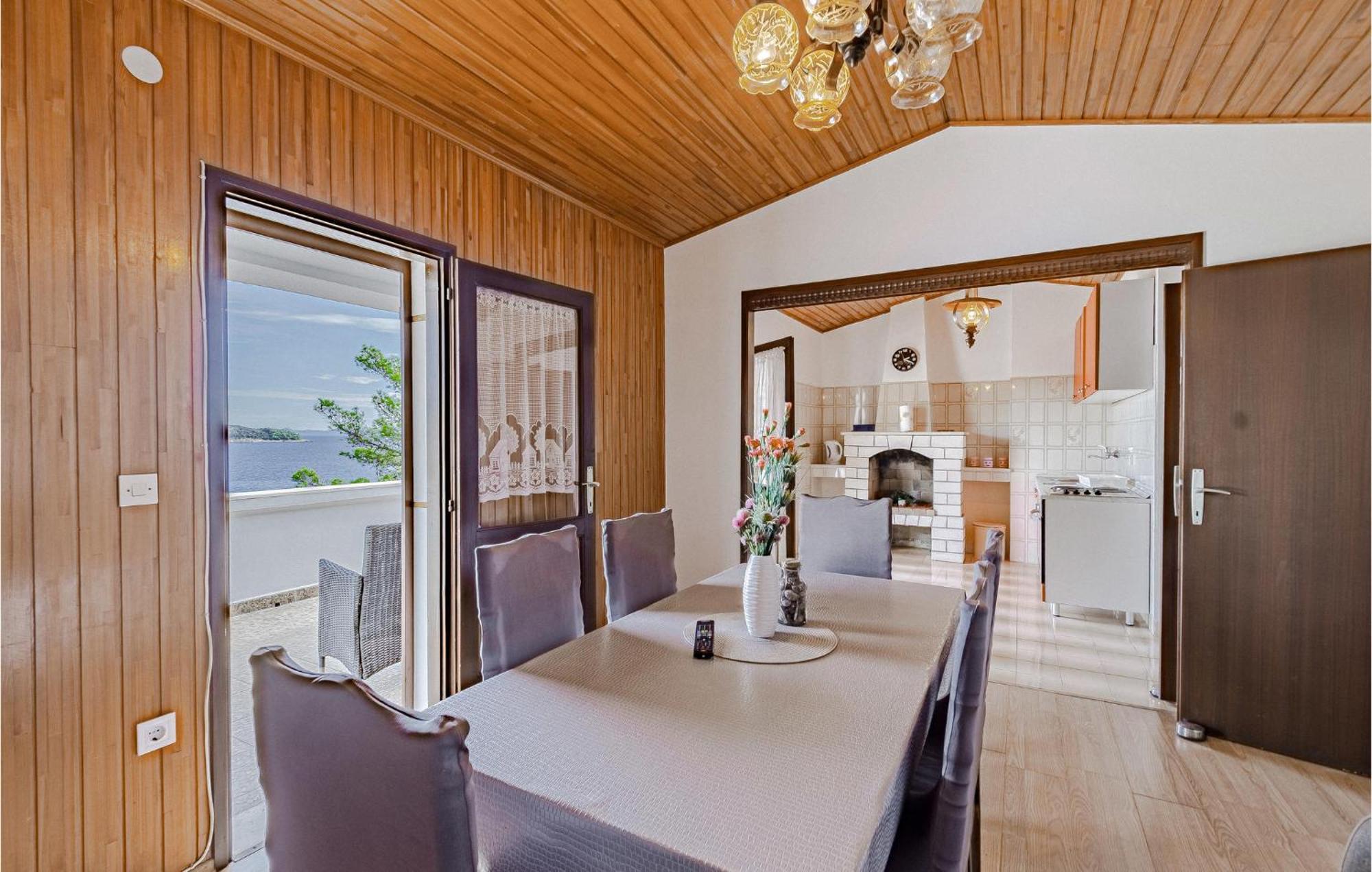 Beautiful Home In Prizba With Kitchen Eksteriør billede